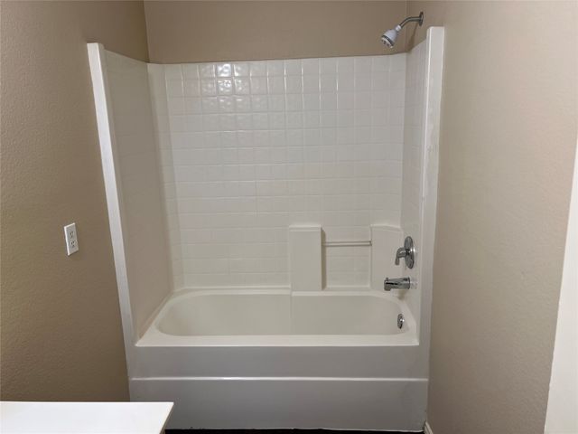 1253 Highview Drive, Cedar Hill, TX 75104