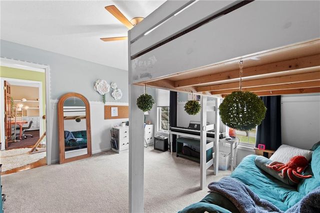 2800 SW Twincreek Court, Blue Springs, MO 64015