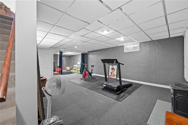 2800 SW Twincreek Court, Blue Springs, MO 64015