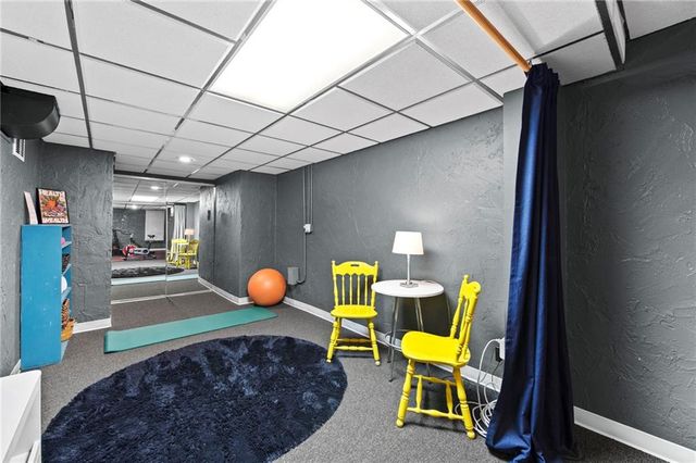 2800 SW Twincreek Court, Blue Springs, MO 64015