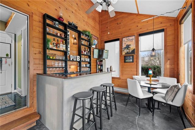 2800 SW Twincreek Court, Blue Springs, MO 64015