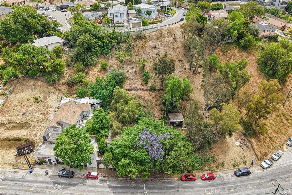 Image 5 of property listing at 1024 N Gage Avenue, Los Angeles, CA 90063
