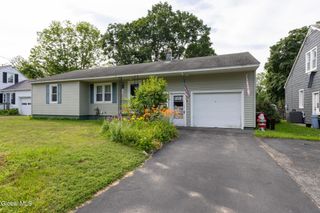 24 Putnam Avenue, Fort Edward, NY 12828