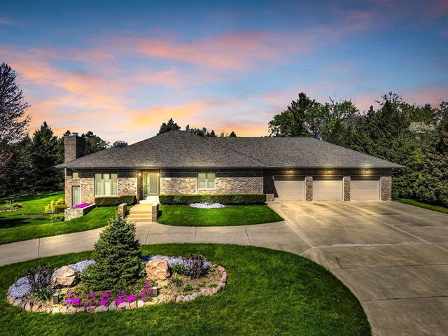 2132 Esquire LANE, Mount Pleasant, WI 53406