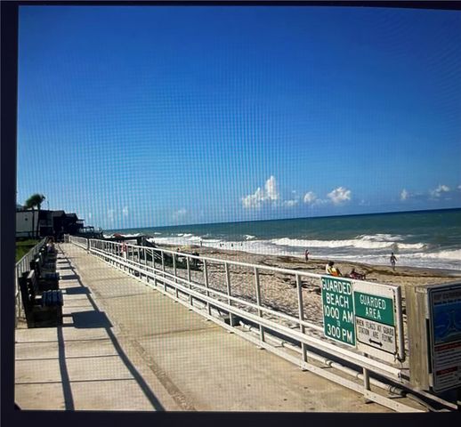 515 Cypress Road, Vero Beach, FL 32963