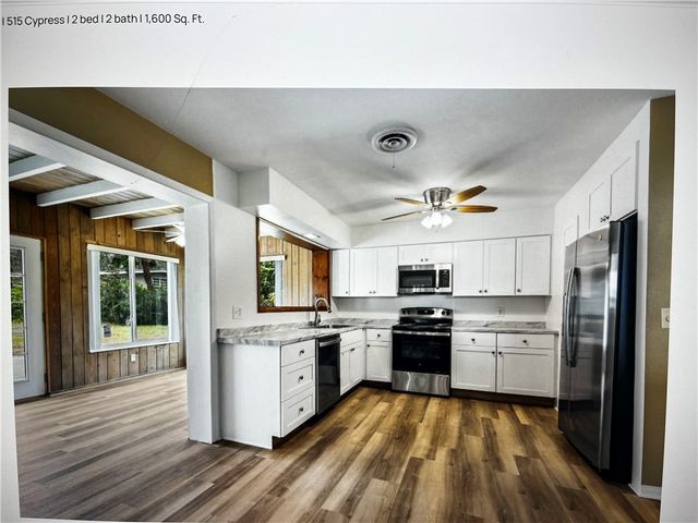 515 Cypress Road, Vero Beach, FL 32963