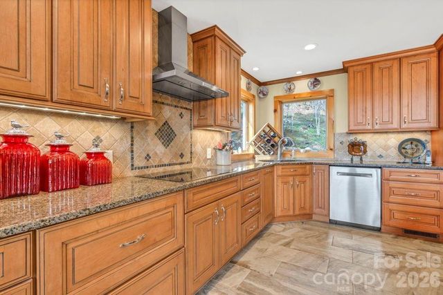 7054 Grandview Circle, Newland, NC 28657