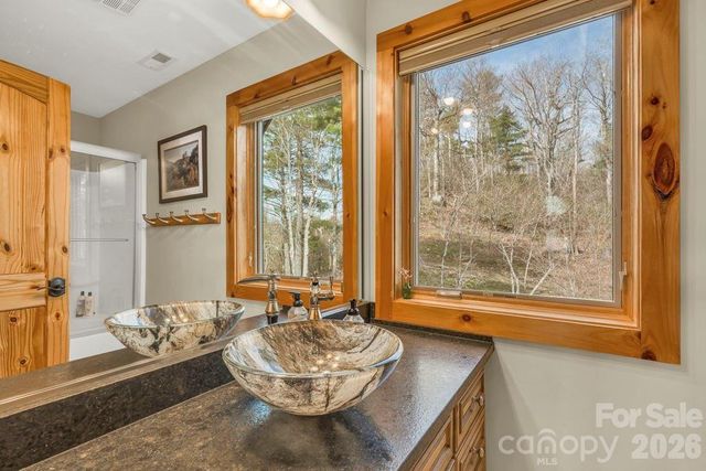 7054 Grandview Circle, Newland, NC 28657