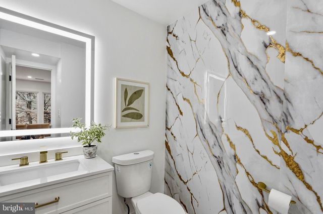 1355 LONGFELLOW ST NW, Washington, DC 20011