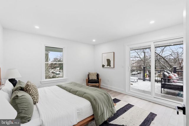 1355 LONGFELLOW ST NW, Washington, DC 20011