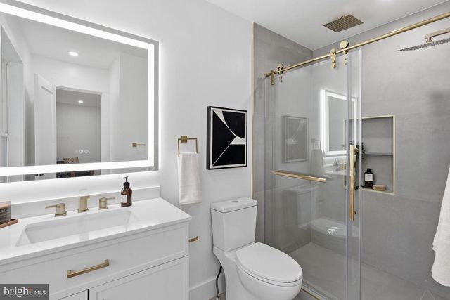 1355 LONGFELLOW ST NW, Washington, DC 20011