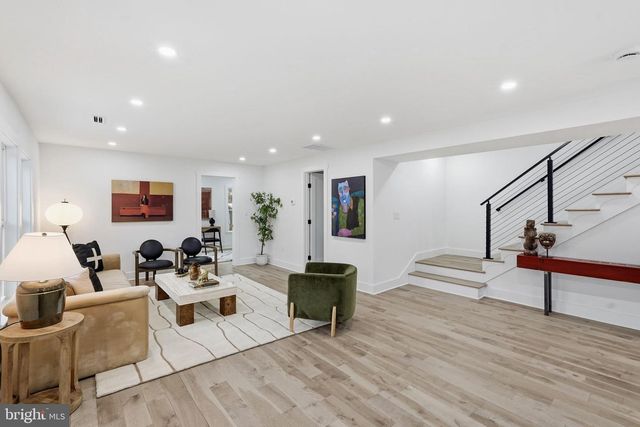 1355 LONGFELLOW ST NW, Washington, DC 20011