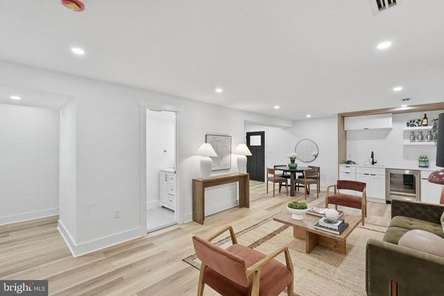 1355 LONGFELLOW ST NW, Washington, DC 20011