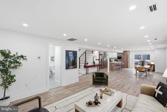 1355 LONGFELLOW ST NW, Washington, DC 20011