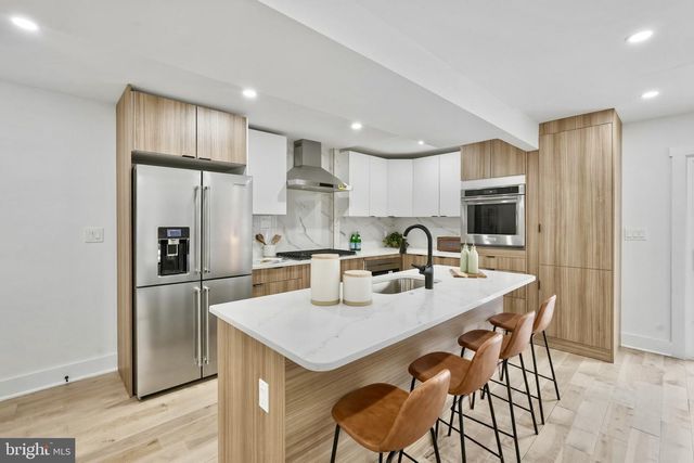 1355 LONGFELLOW ST NW, Washington, DC 20011