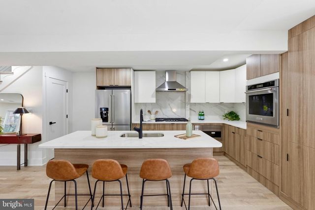 1355 LONGFELLOW ST NW, Washington, DC 20011