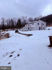 875 R AND D LN, Mcconnellsburg, PA 17233