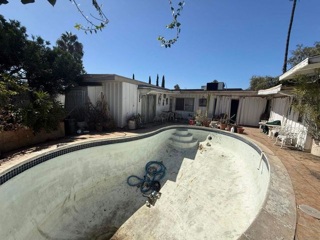 4227 COLLEGE AVE, San Diego, CA 92115