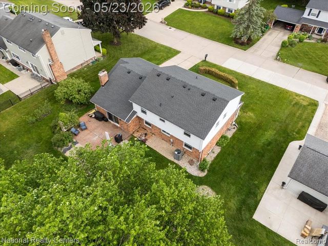42054 Baintree Circle, Northville, MI 48168