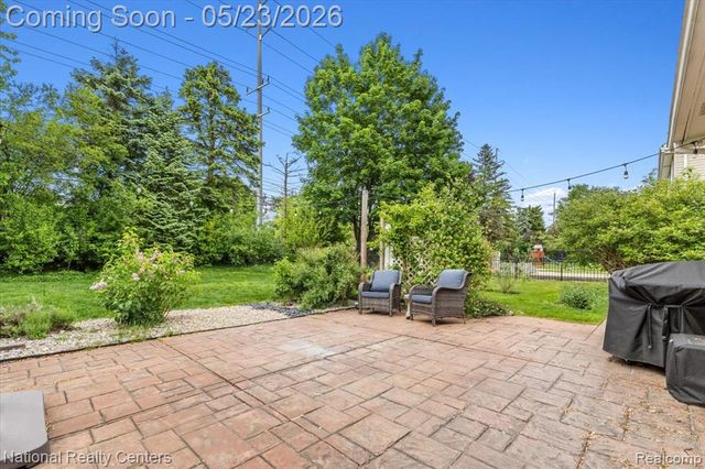 42054 Baintree Circle, Northville, MI 48168