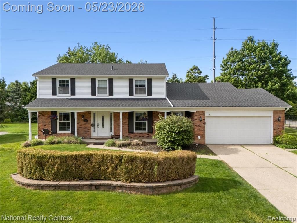 42054 Baintree Circle, Northville, MI 48168