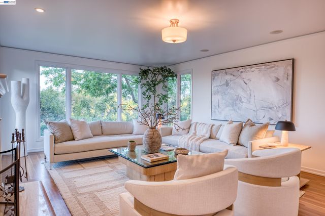 140 Sheridan Way, Woodside, CA 94062