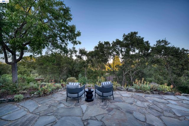 140 Sheridan Way, Woodside, CA 94062