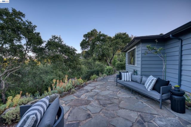 140 Sheridan Way, Woodside, CA 94062