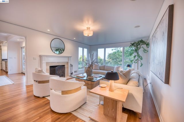 140 Sheridan Way, Woodside, CA 94062