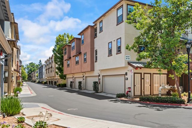 2935 Kaiser Drive, Santa Clara, CA 95051