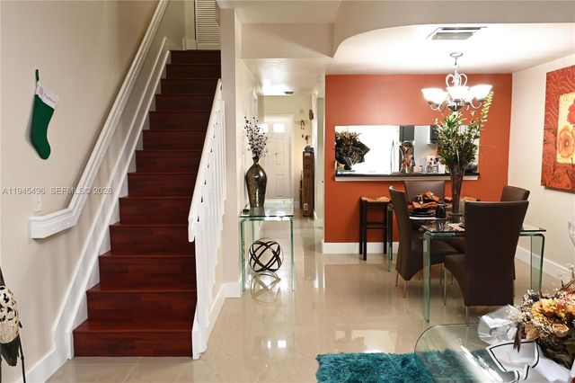 16761 Hemingway Dr, Weston, FL 33326