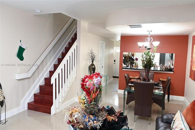 16761 Hemingway Dr, Weston, FL 33326