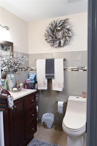 16761 Hemingway Dr, Weston, FL 33326