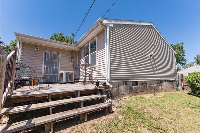1917 N 14th Street, Kansas City, KS 66104