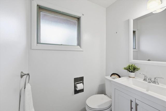 1808 W Kiernan Ave, Spokane, WA 99205