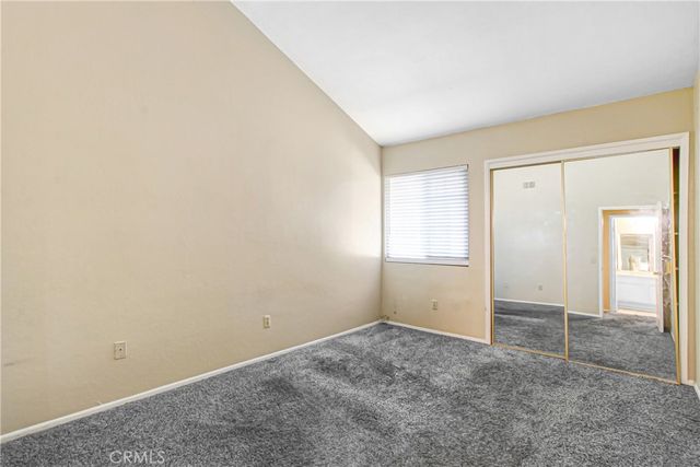 3735 N Oxford Lane, San Bernardino, CA 92404