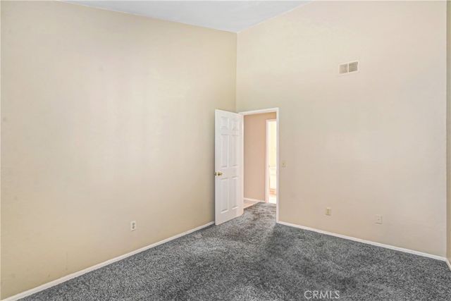 3735 N Oxford Lane, San Bernardino, CA 92404
