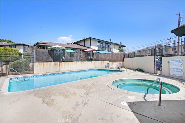 3735 N Oxford Lane, San Bernardino, CA 92404