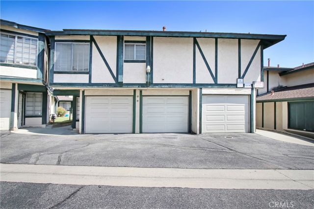 3735 N Oxford Lane, San Bernardino, CA 92404