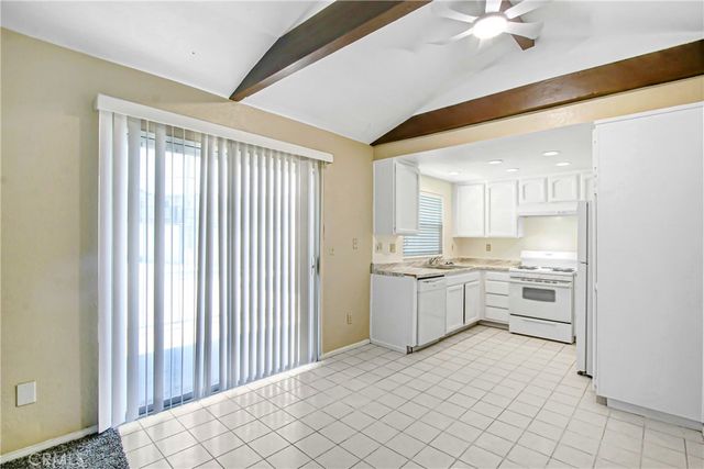 3735 N Oxford Lane, San Bernardino, CA 92404