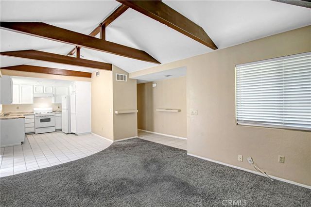 3735 N Oxford Lane, San Bernardino, CA 92404