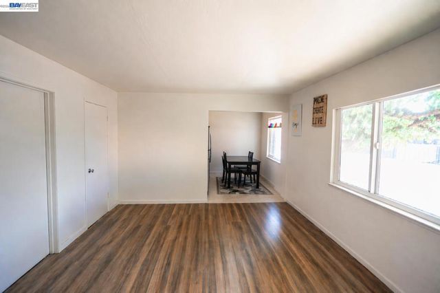 7401 7411 Hillside St, Oakland, CA 94605