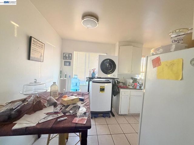 7401 7411 Hillside St, Oakland, CA 94605