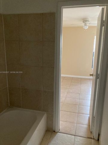 8705 NW 39th Street 0, Sunrise, FL 33351