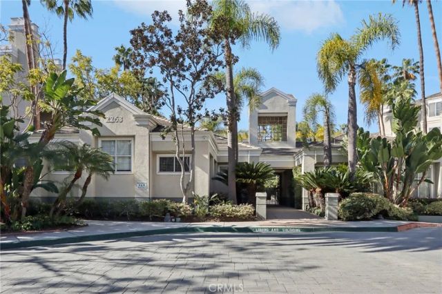 2253 Martin 321, Irvine, CA 92612