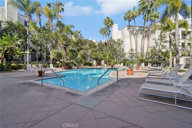 2253 Martin 321, Irvine, CA 92612