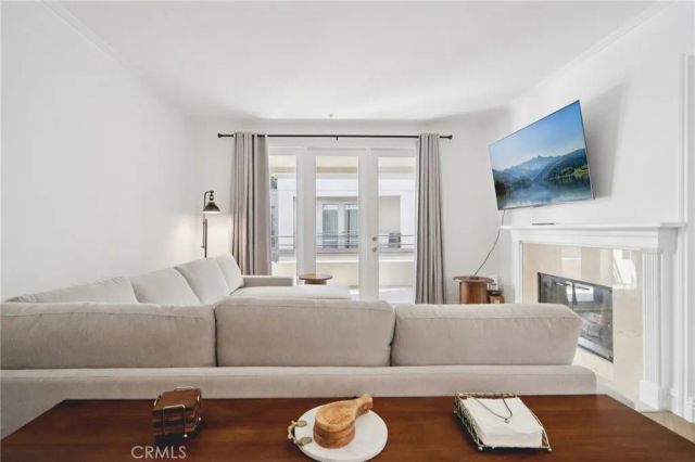 2253 Martin 321, Irvine, CA 92612