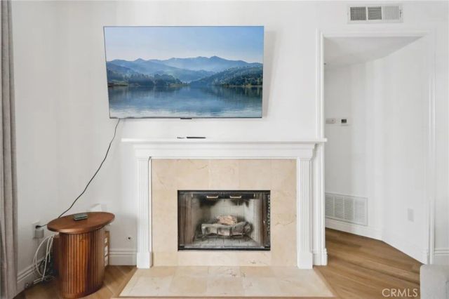 2253 Martin 321, Irvine, CA 92612