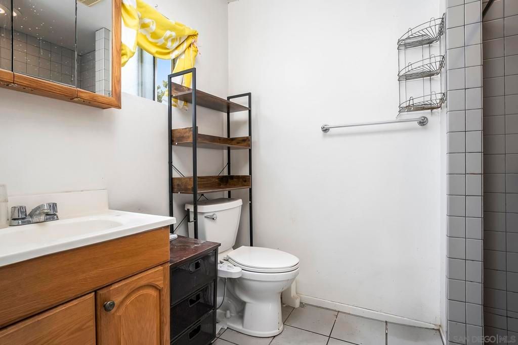 Image 11 of property listing at 3271 Monroe Ave, San Diego, CA 92116