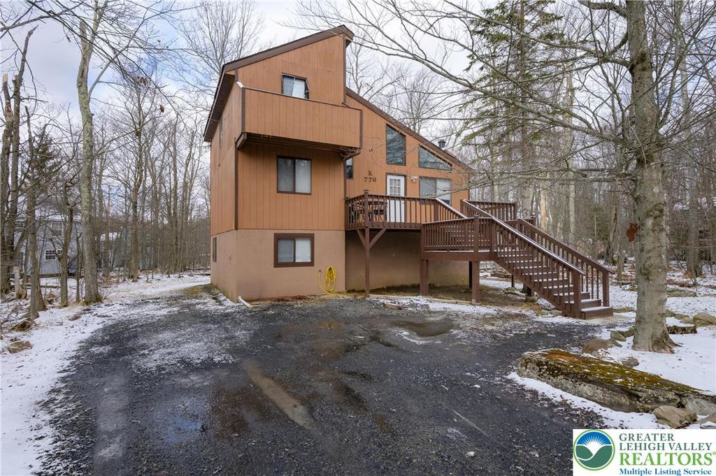 1783 Rolling Hills Drive, Coolbaugh Twp, PA 18466